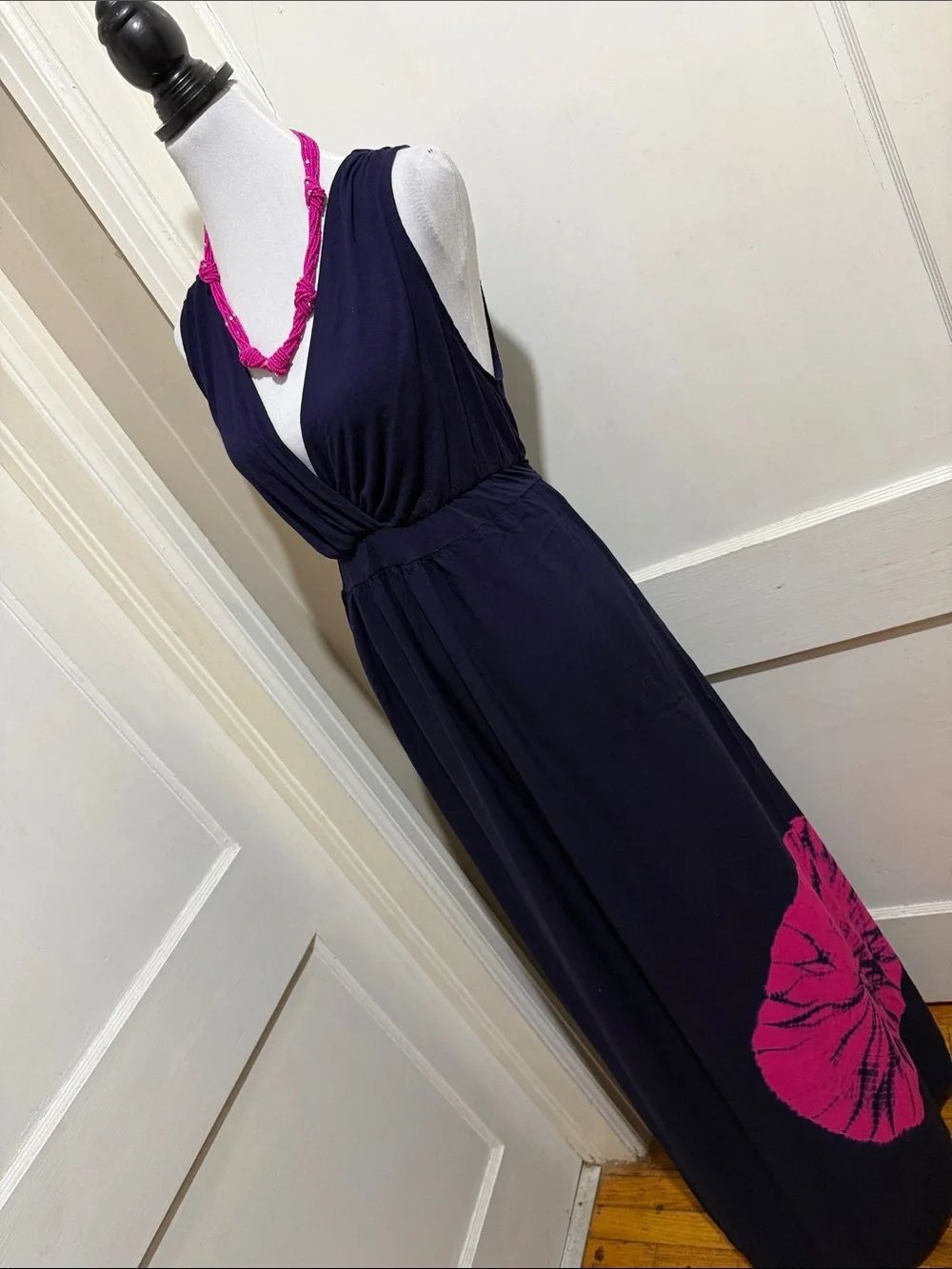 Liz Lange Maternity Sleeveless Navy Maxi Dress with Hot Pink Floral Accent Med